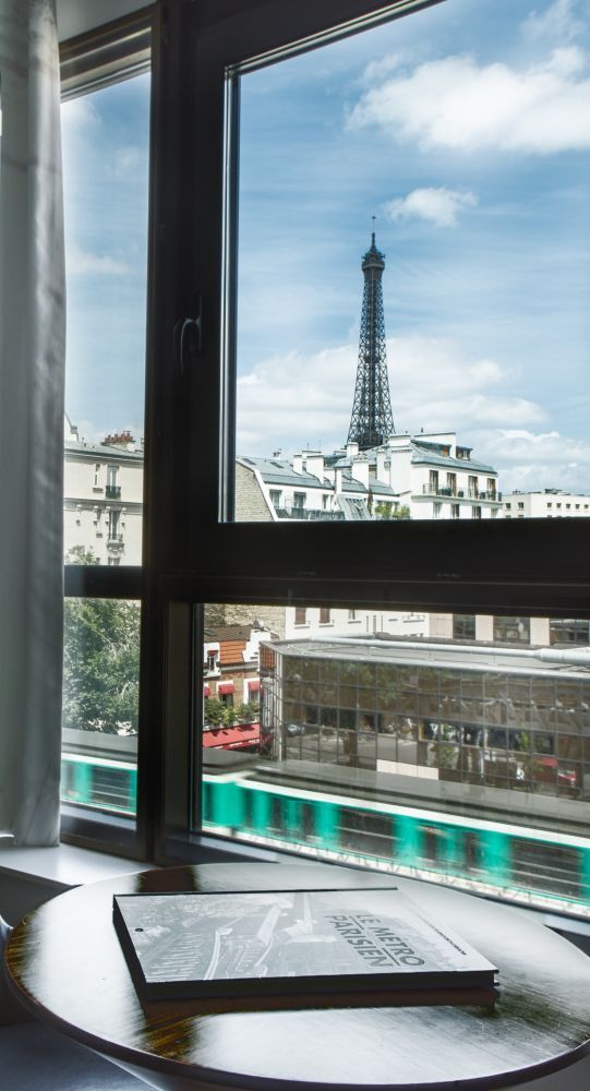 Le Parisis Hotel - Guest Room